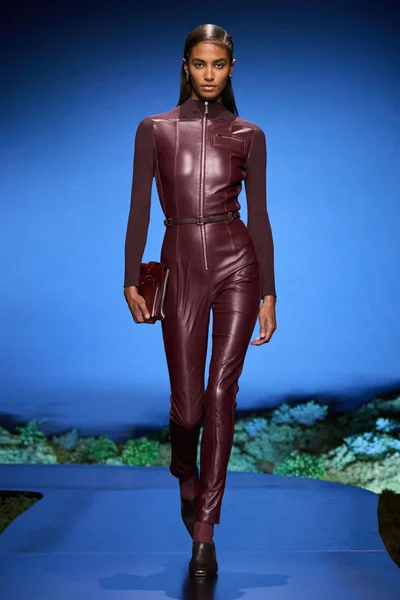 Look 34